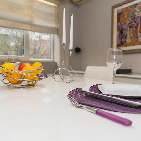 Near To The Center-spacious,modern, Cozy شقة *